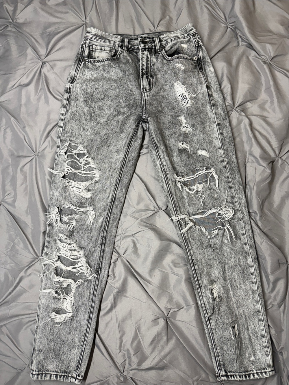 Gray Acid-Wash Distressed Women’s American Eagle Jeans - Size 2
